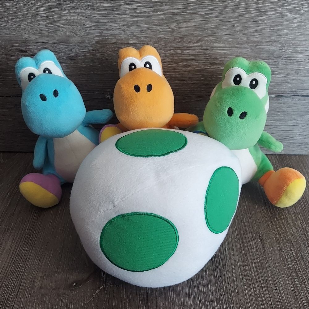 Nintendo Super Mario Yoshi Plush Lot & Egg - Blue, Orange, Green